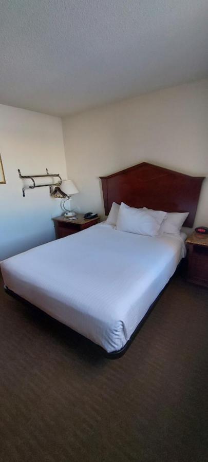 Days Inn By Wyndham Willmar Εξωτερικό φωτογραφία